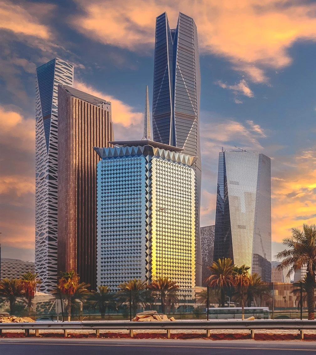من نحن